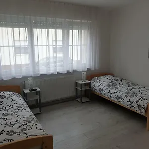 Apartment Wohnung, In Frankfurt Flughafen Zu Vermieten, Mörfelden-Walldorf
